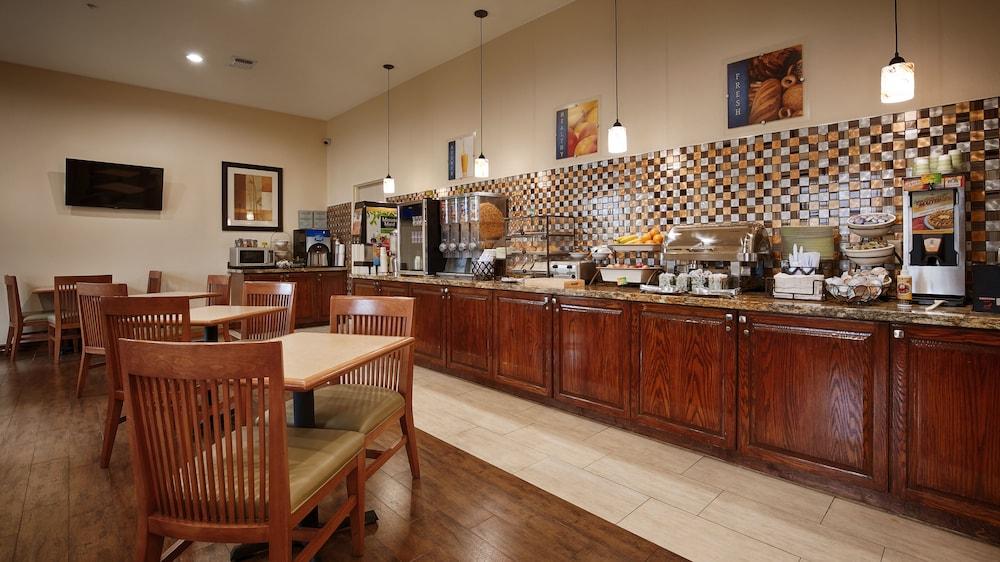 Best Western Plus Hobby Airport Inn And Suites Хюстън Екстериор снимка